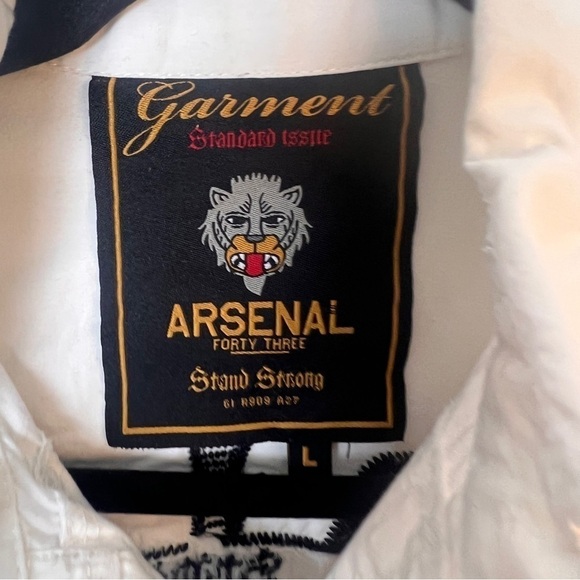 Arsenal Forty Three Stand Strong button up shirt large - Picture 4 of 9